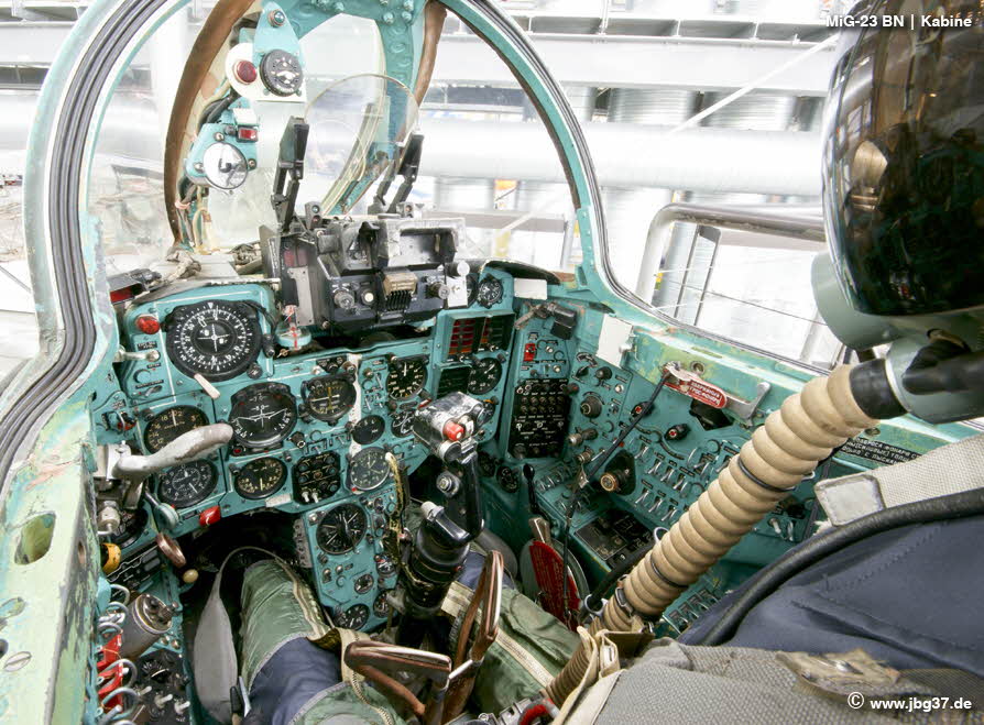 MiG-23BN Kabine_01