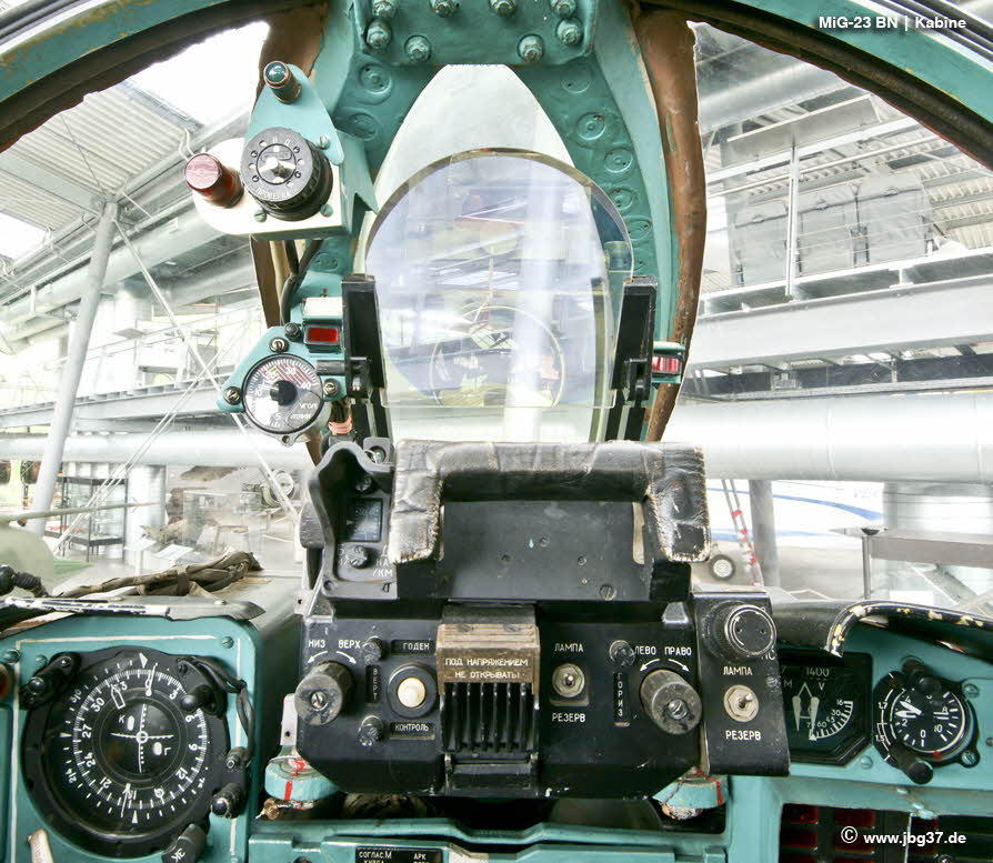 MiG-23BN Kabine_05